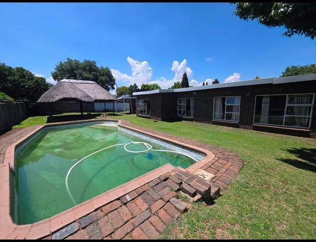 3 BEDROOM HOUSE FOR SALE IN SUNWARD PARK